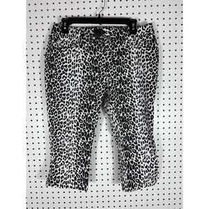 Tripp NYC animal print capri jeans size 9